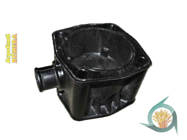 Коробка термостата К-700 (пластик) 236-1306052 (ЯМЗ) дц